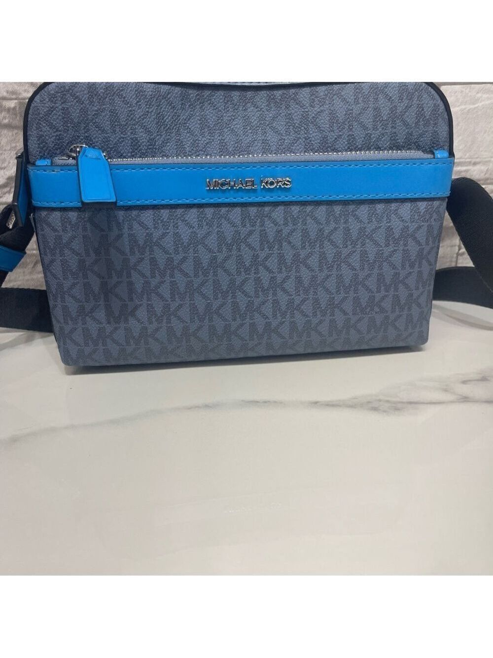 Michael Kors Cooper Utility Messenger & Card Holder Unisex Blue Logo Denim Multi - Picture 2 of 10